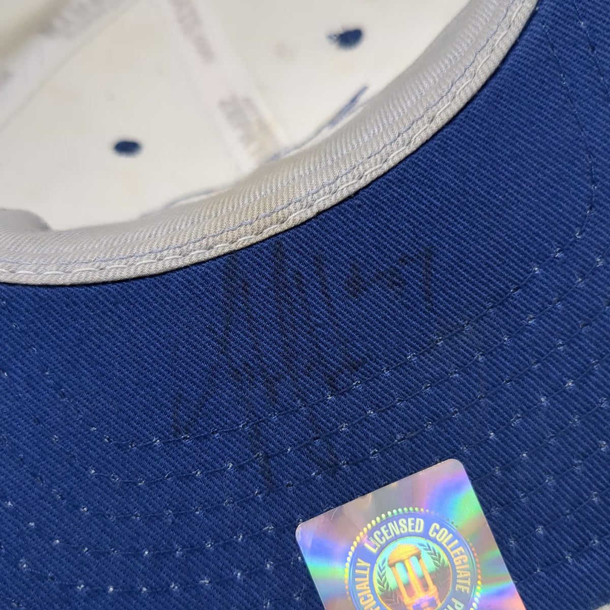 Boise State Broncos NCAA Zephyr White 7 1/8 Autographed Fitted Cap Hat Blue Logo