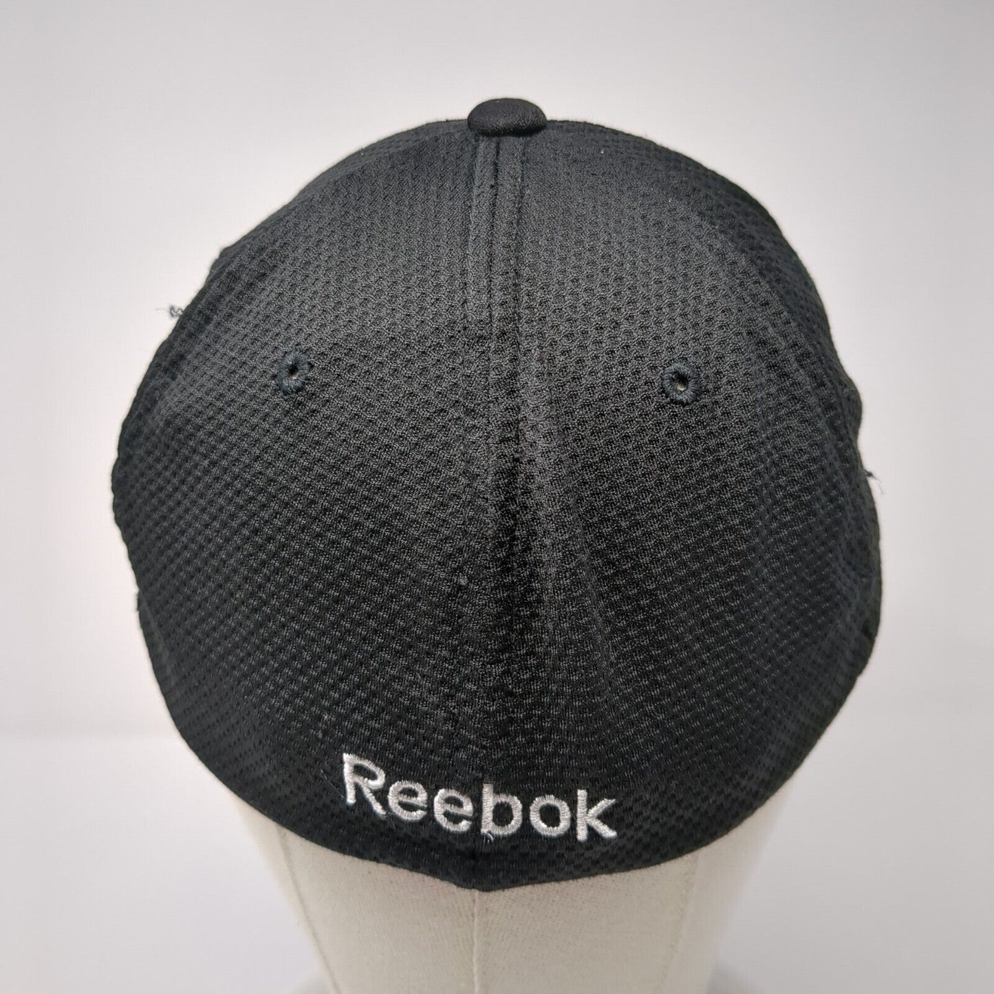 Reebok Fitted Hat Black L/XL Embroidered Flexfit Breathable 6 Panel Polyester
