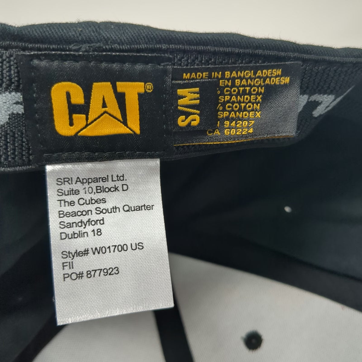 Caterpillar CAT Baseball Cap Black M Flexfit Authentic Workwear White Yellow Hat