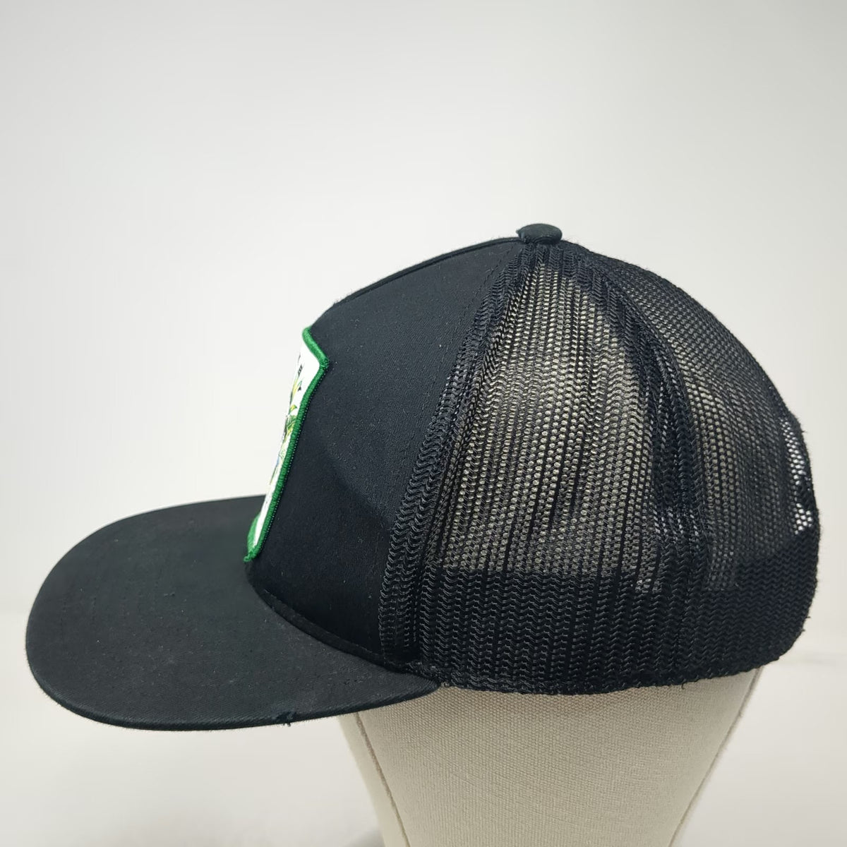 Neff Trucker Hat Black OSFM Mickey Mouse Disney Patch Mesh Snapback Flat Bill