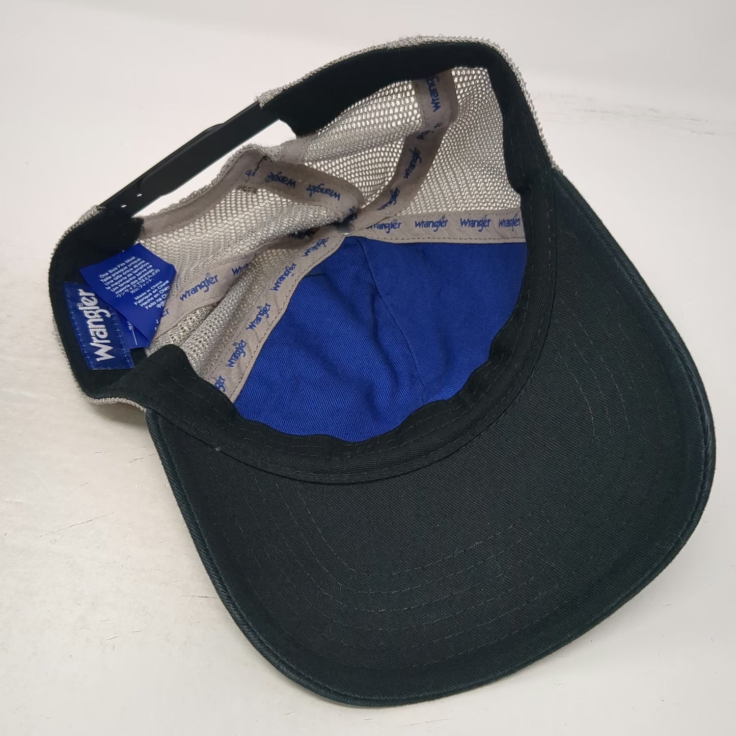 Wrangler Trucker Hat Black Gray One Size Mesh Snapback Logo Contrast Stitching