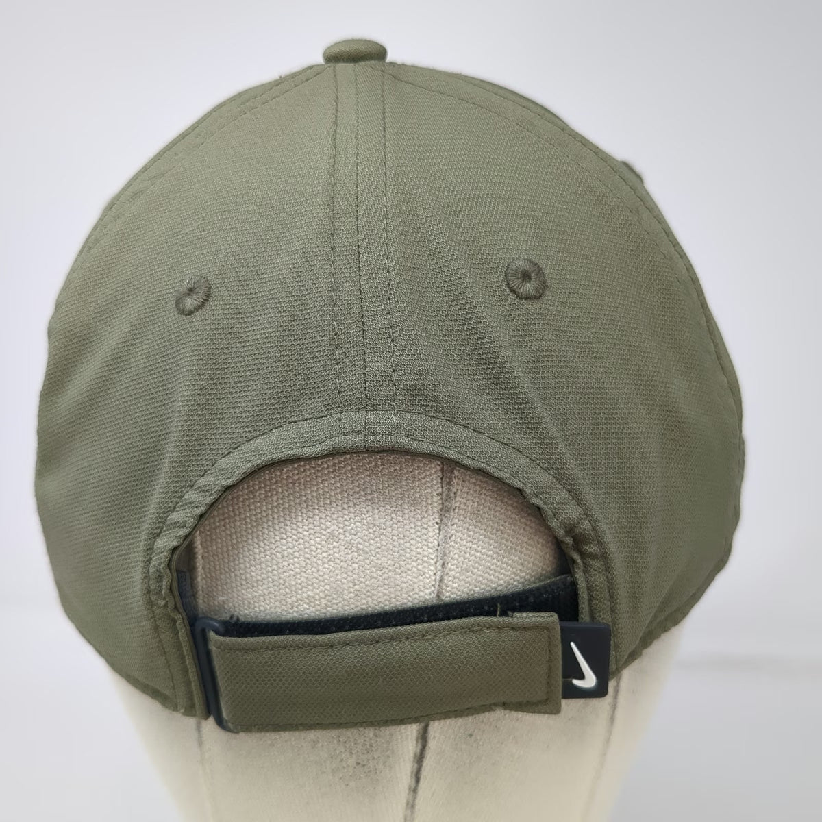 Nike Baseball Cap Green L Dri-FIT Strapback Performance Athletic Swoosh Hat
