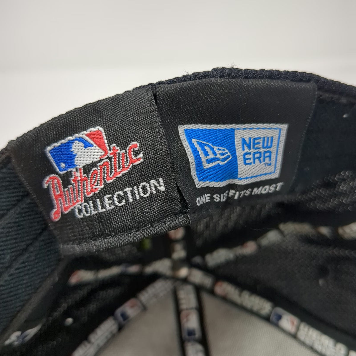 New Era MLB Boston Red Sox Baseball Cap Black One Size 2007 World Series Hat