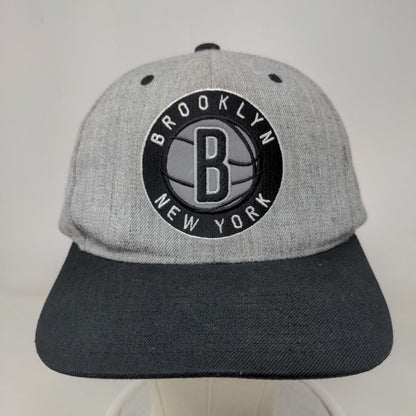 Mitchell & Ness Men's Snapback Hat Gray Brooklyn Nets Embroidered Logo