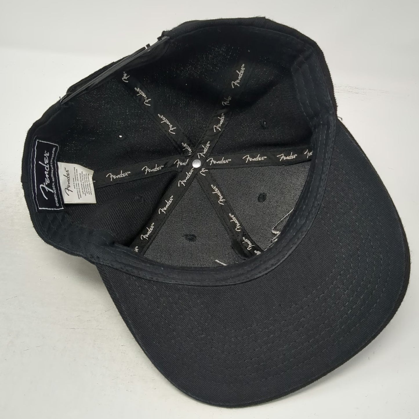 Fender Snapback Hat Black One Size Flat Brim Embroidered Logo Music Gear