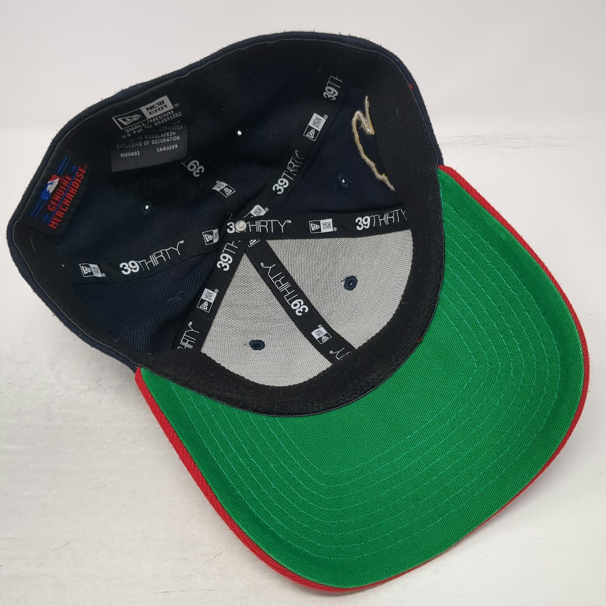 New Era New York Yankees MLB Baseball Cap Blue Red M 39THIRTY Side Patch Logo