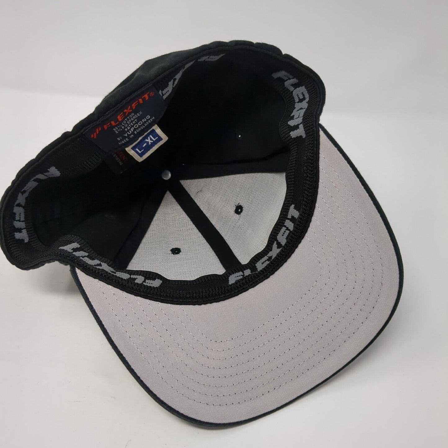 Yupoong Fitted Hat Black Size L/XL Flexfit Lightweight Vented Holes Blank