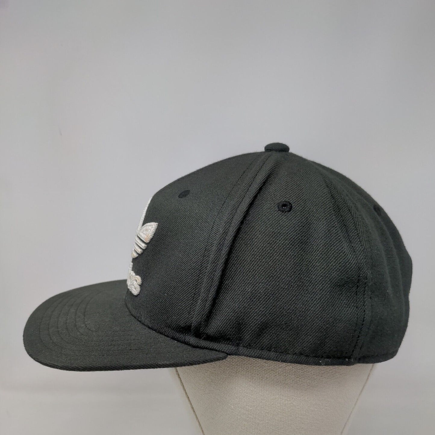 Adidas Trefoil Snapback Hat Black OSFM Embroidered 6 Panel Vent Holes