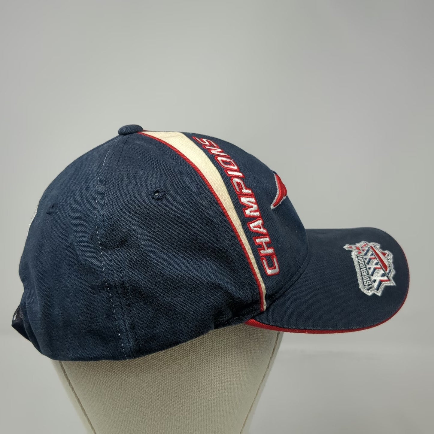 Reebok NFL Patriots Super Bowl XXXVI Champions Blue One Size Strapback Cap Hat