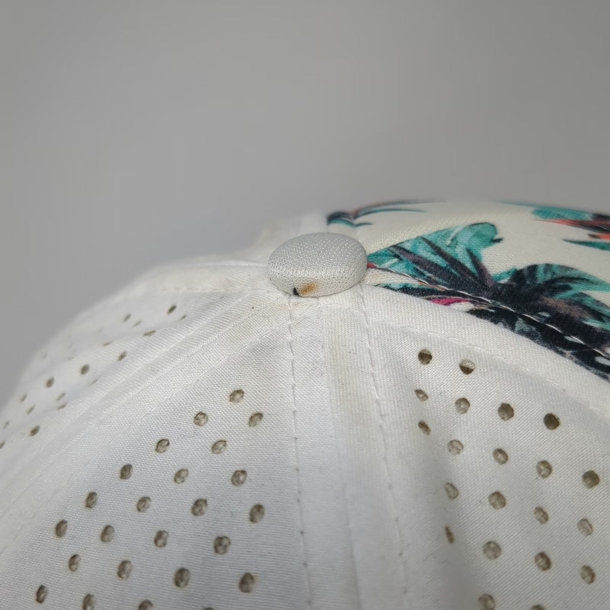 Roxy Trucker Hat White One Size Tropical Floral Print Mesh Back Summer Snapback
