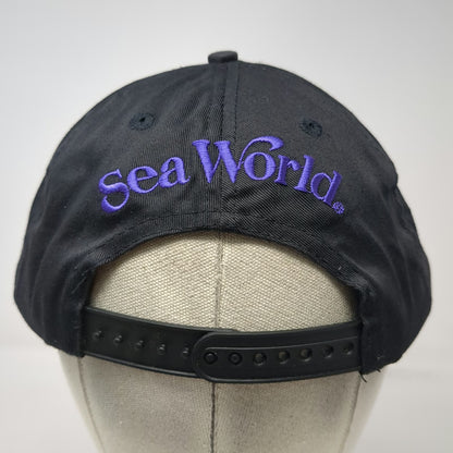 SeaWorld Snapback Black White OS Penguin Graphic Embroidered Waves Hat Vintage