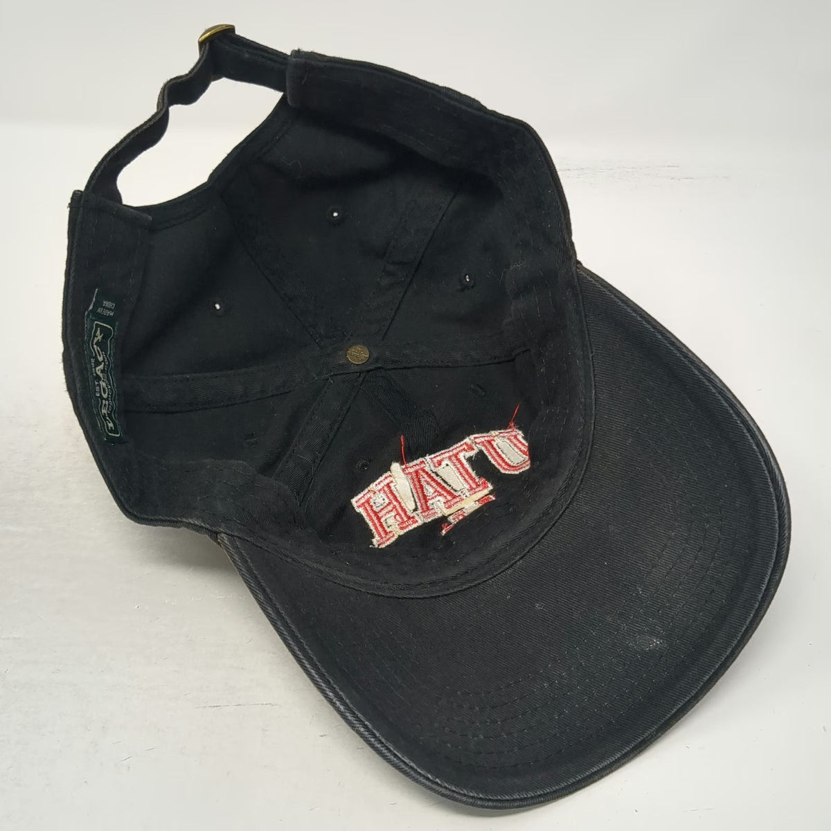 Legacy Utah Utes NCAA Cap Black Red White One Size Slideback Embroidered Logo
