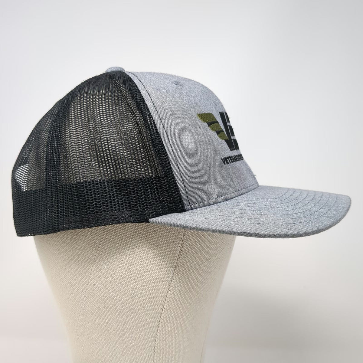 Yupoong Trucker Hat Gray Black OSFM Mesh Snapback Veteran Entrepreneur Alliance