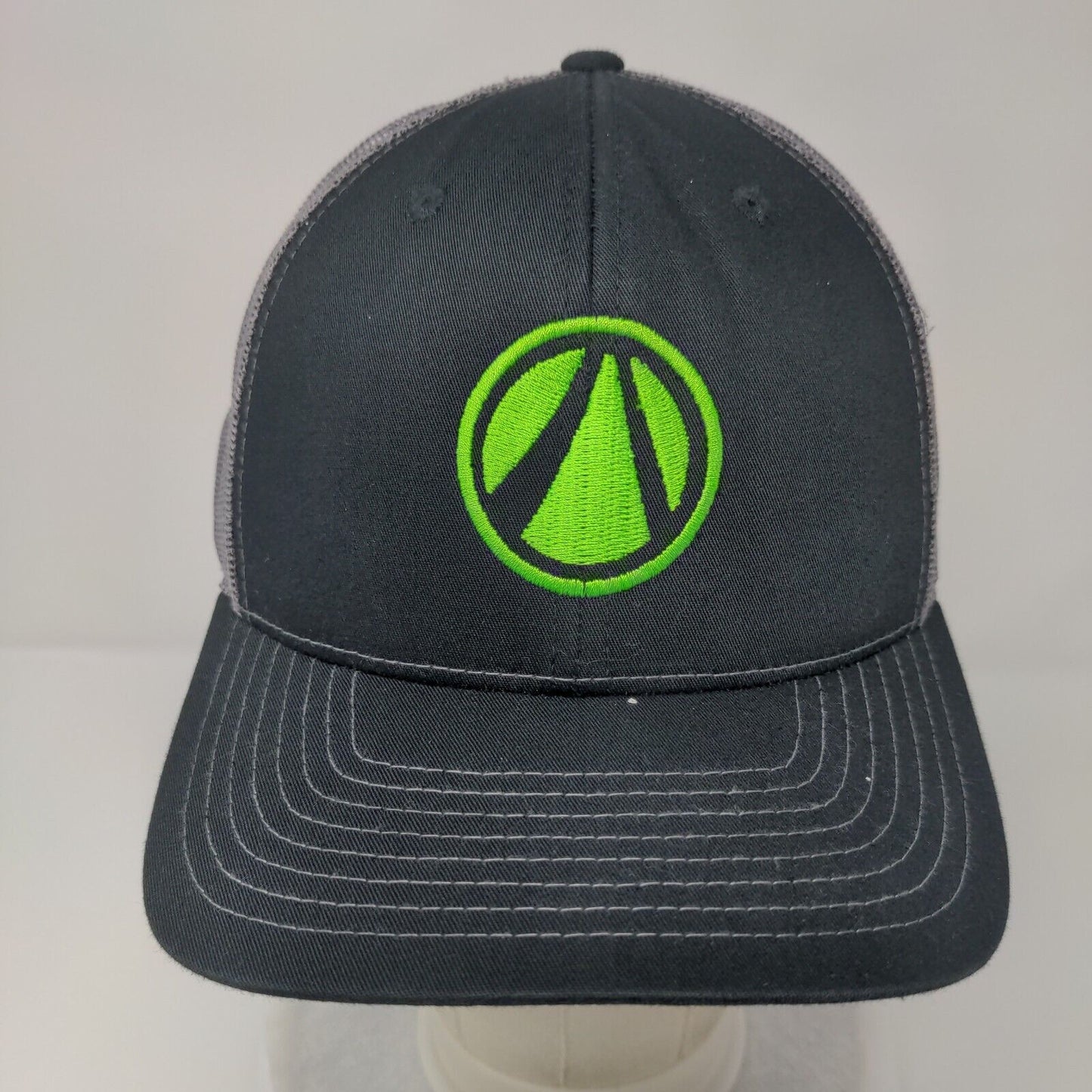 Advisors Excel Snapback Trucker Hat Black OS Adjustable Mesh Back Richardson