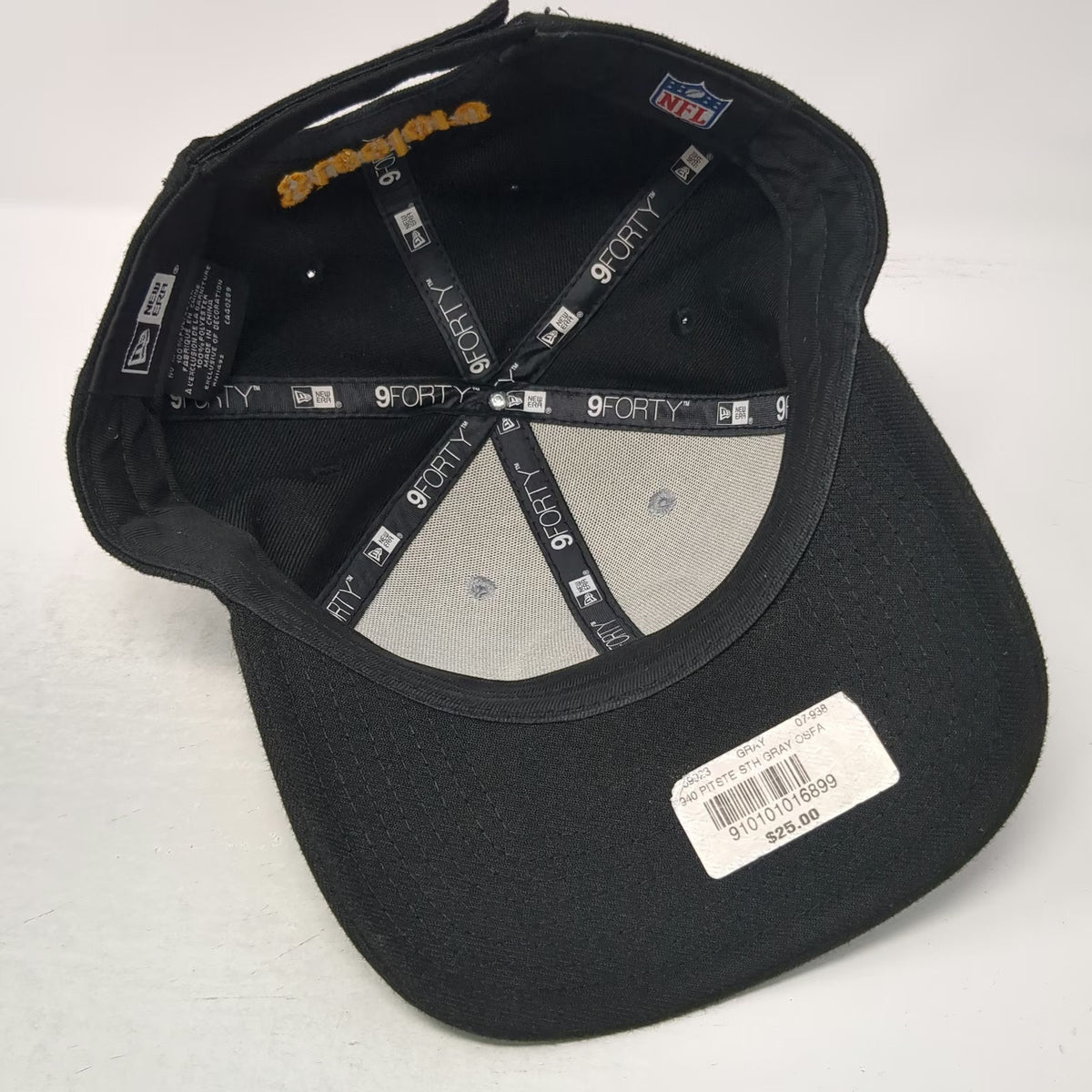 Pittsburgh Steelers NFL New Era Cap Black One Size Gray Strapback Adjustable Hat