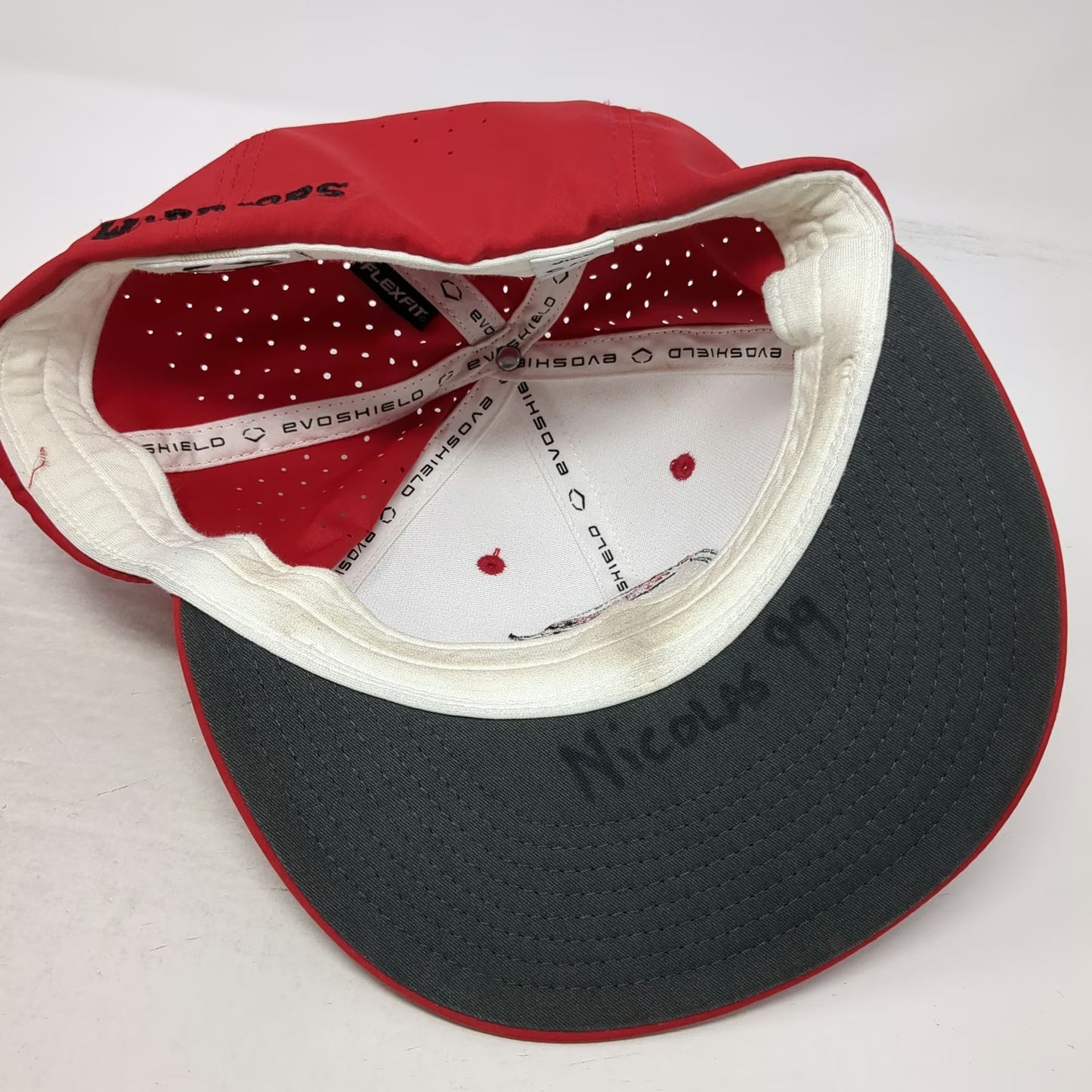 EvoShield Baseball Cap Red White M Warriors Perforated Flexfit Team Logo hat