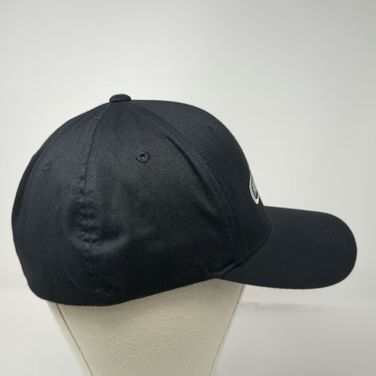 Flexfit Baseball Cap Black XL Freightliner Trucking Logo Embroidered Hat