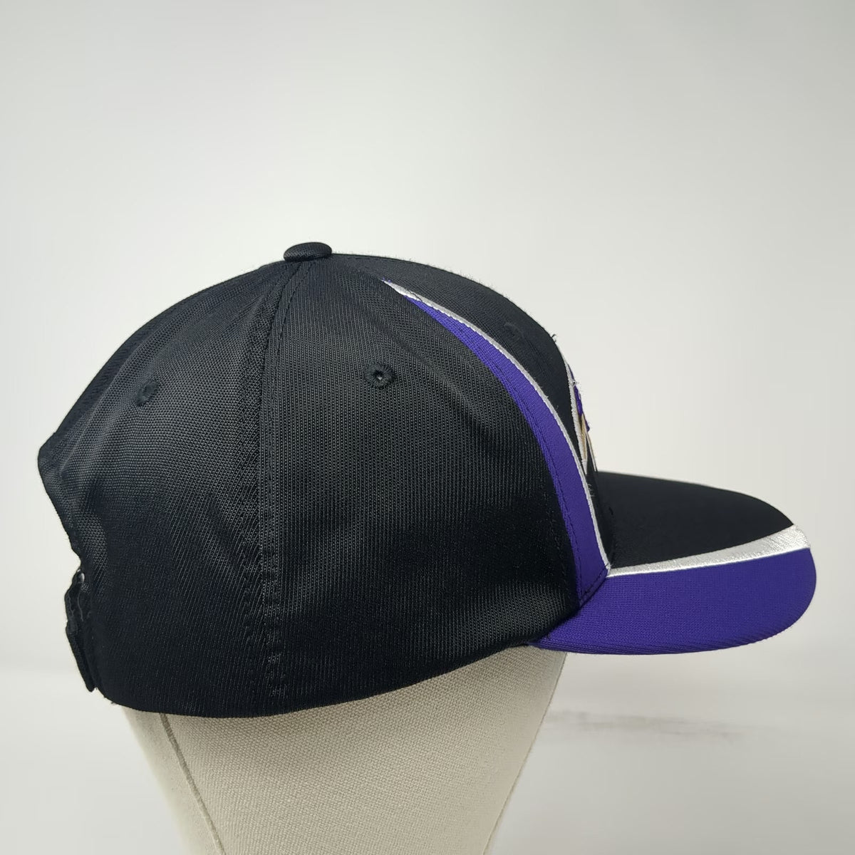 Baltimore Ravens NFL Team Apparel Cap Hat Gray One Size Strapback Embroidered