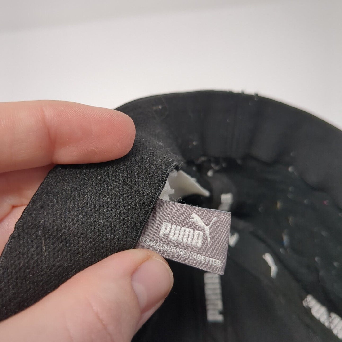 PUMA Fitted Baseball Cap Black Size S/M Lightweight Embroidered 6 Panel