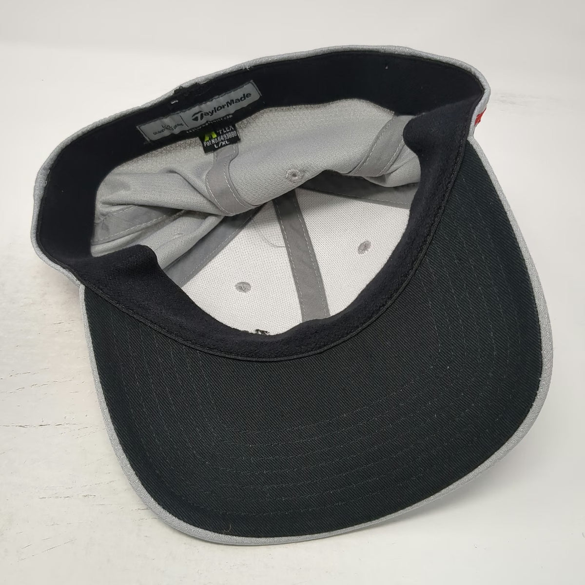 TaylorMade Baseball Cap Gray XL Fitted R15 Aero Burner Flexfit Golf Sport Hat