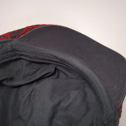 Disney Alice in Wonderland Newsboy Cap Black Red Embroidered Hearts Size L Hat