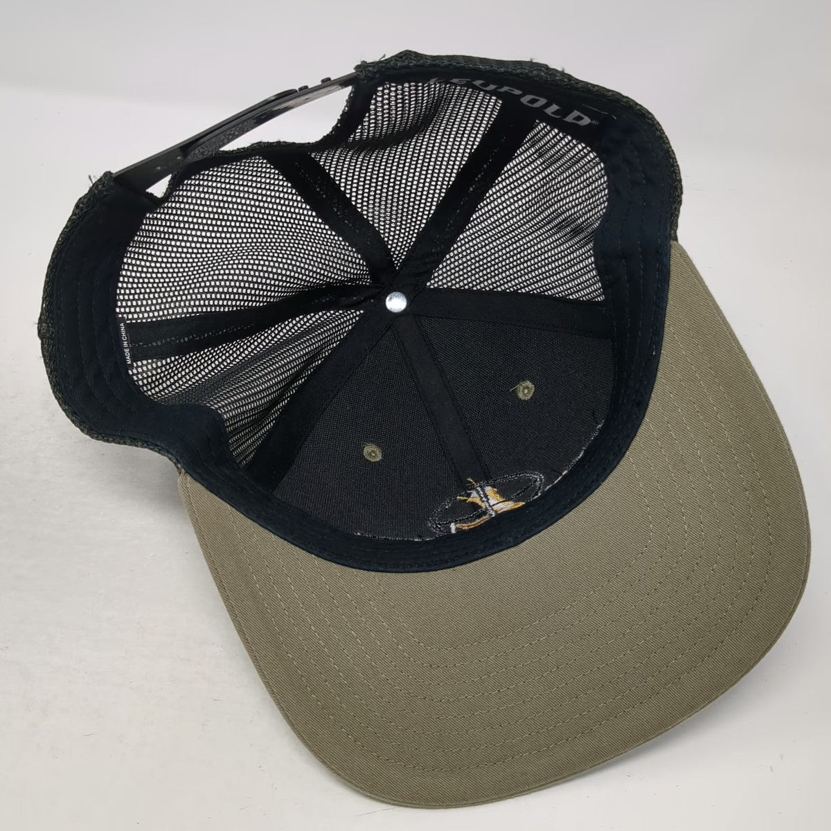 Leupold Trucker Hat Green Black Gold One Size Snapback Mesh Logo Adjustable Cap
