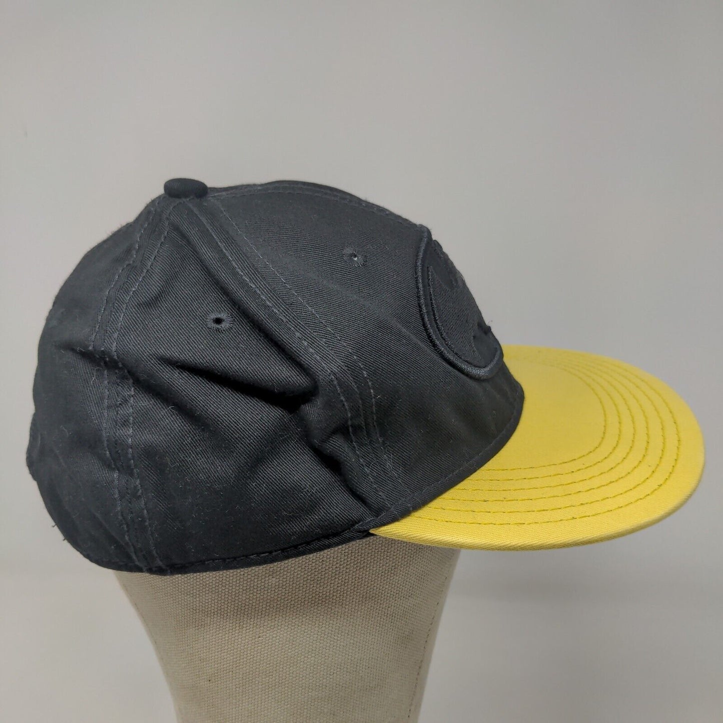 Batman Men's Snapback Hat Black Yellow Embroidered Logo Cotton Polyester