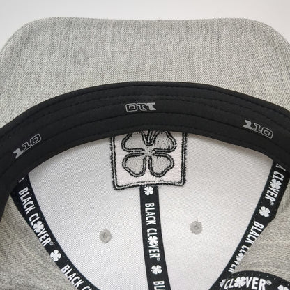 Black Clover Snapback Hat Gray One Size Live Lucky Clover Logo Flexfit 110 Tech