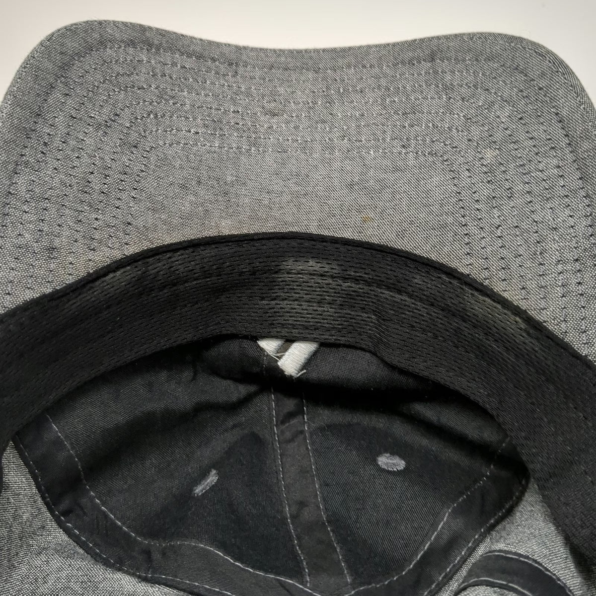 Adidas Baseball Cap Gray One Size Embroidered Logo Adjustable Cotton Curved Hat