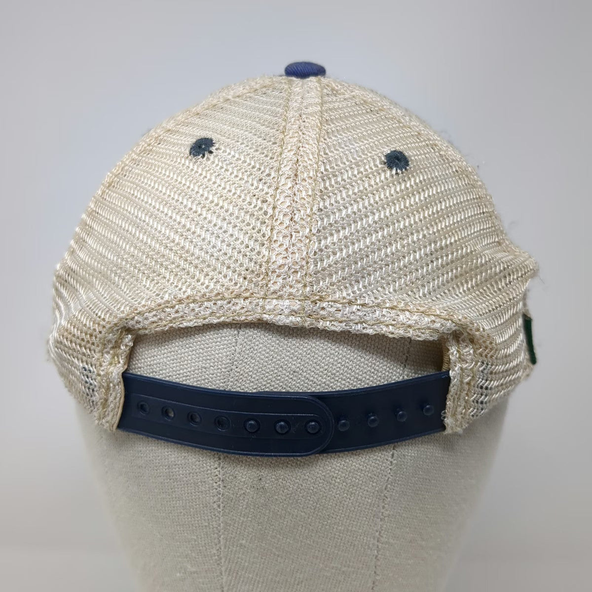 Legacy Pendleton Round-Up Trucker Hat Gray Beige Red OSFM Snapback Mesh Patch