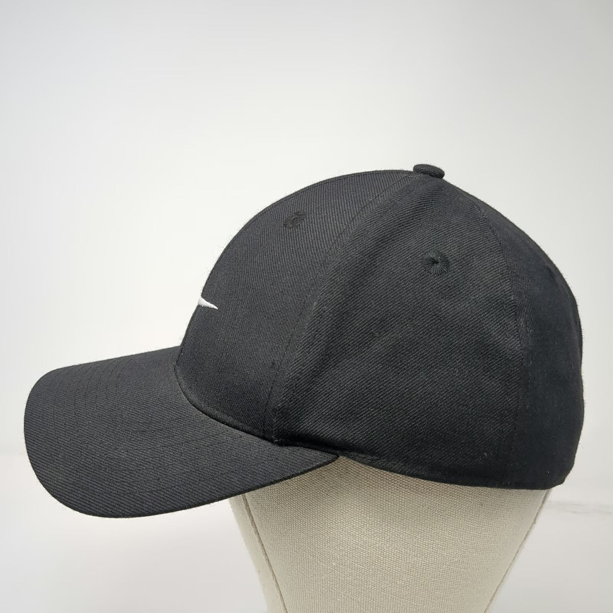 Nike Baseball Cap Black 7 1/4 Fitted Hat Green Underbrim Wool Blend Vintage