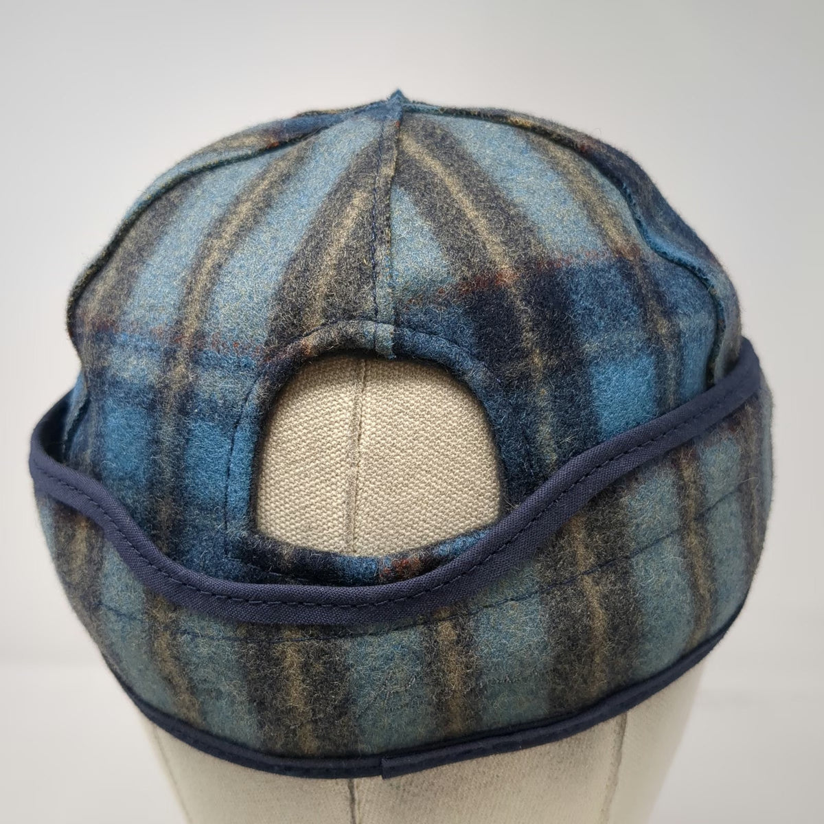 Stormy Kromer Baseball Cap Blue Plaid 7 1/8 Wool Ear Flaps USA Fitted Nylon Hat
