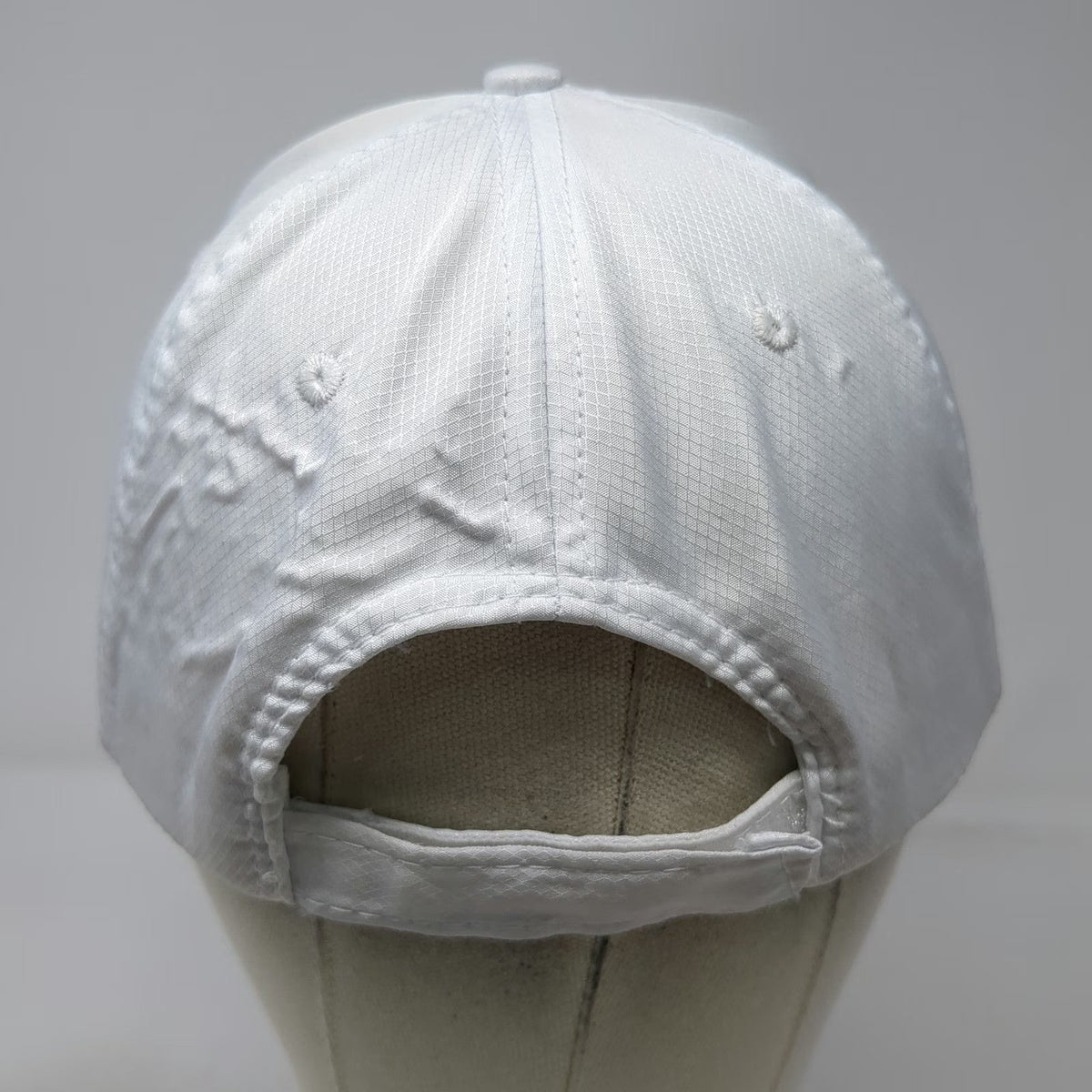 Hit Wear FinanceTech White Baseball Cap One Size Textured Logo Strapback Hat