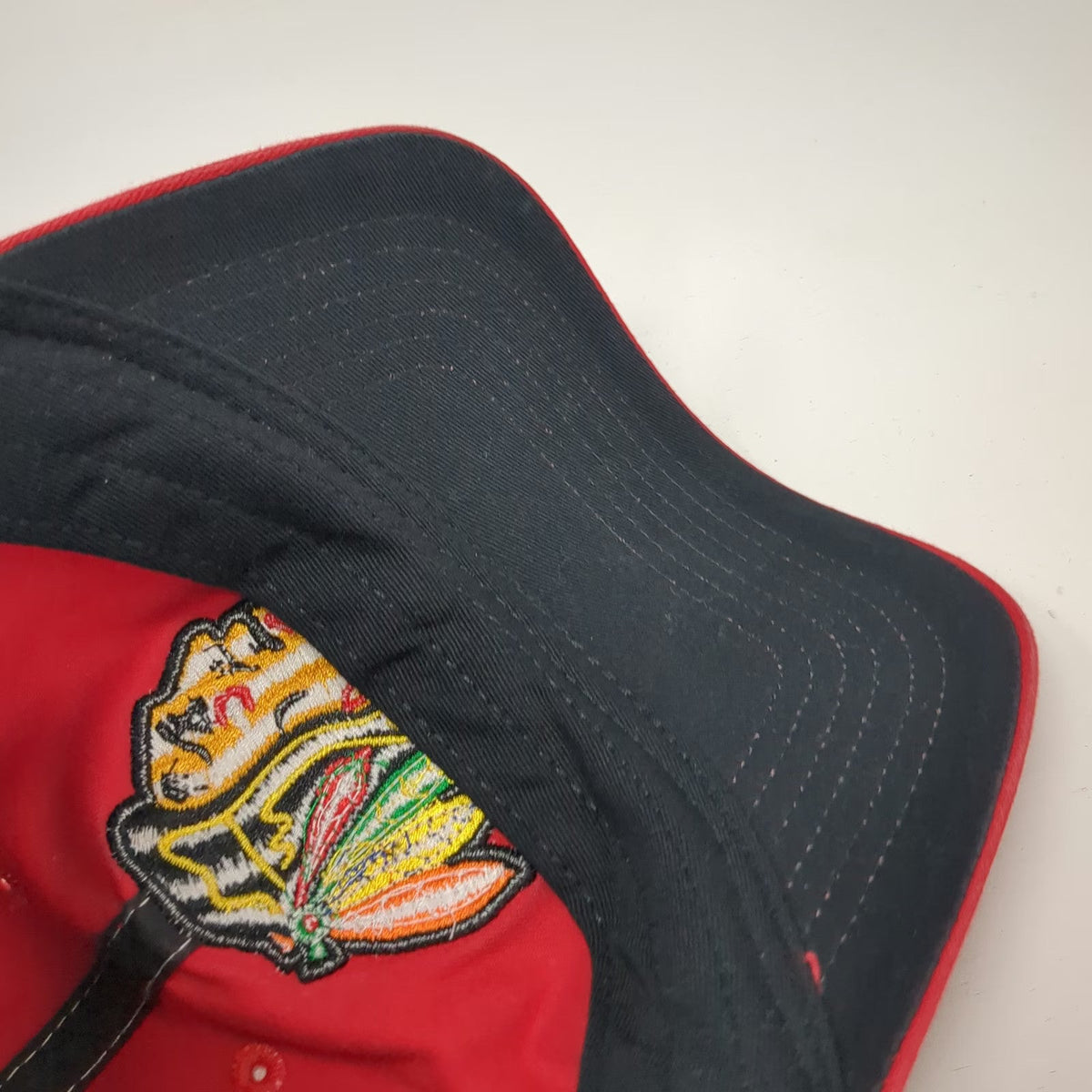 Chicago Blackhawks NHL Reebok Red Black One Size Cap Slideback Contrast Stitch