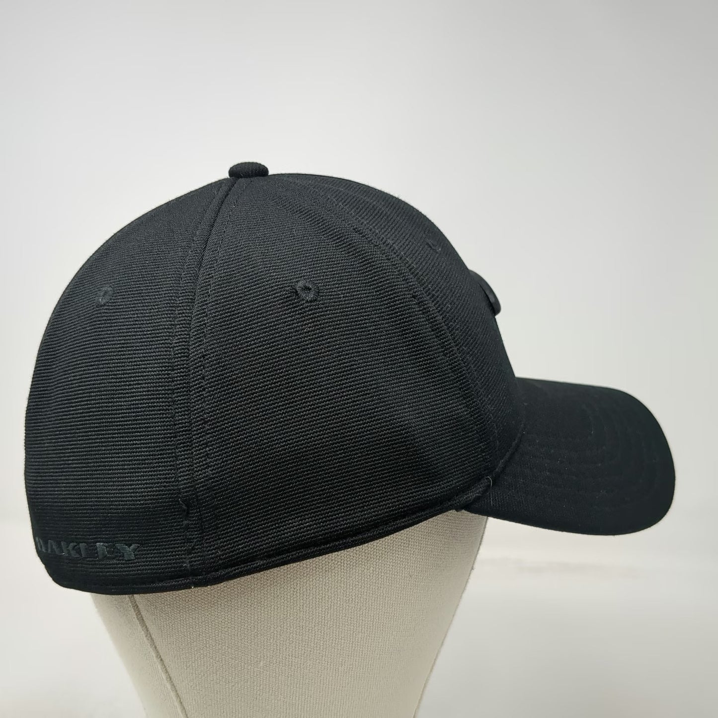 Oakley Baseball Cap Black M Performance Flex Carbon Fiber Icon Curved Brim hat