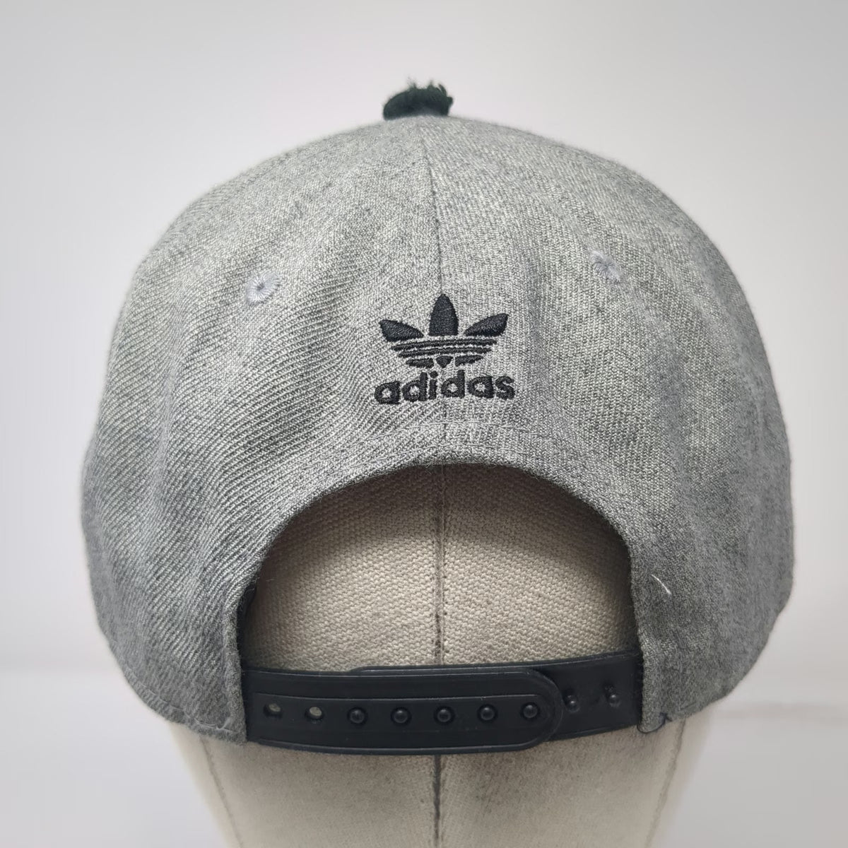 Adidas Snapback Gray One Size Black Flat Brim Trefoil Wool Blend Logo Hat