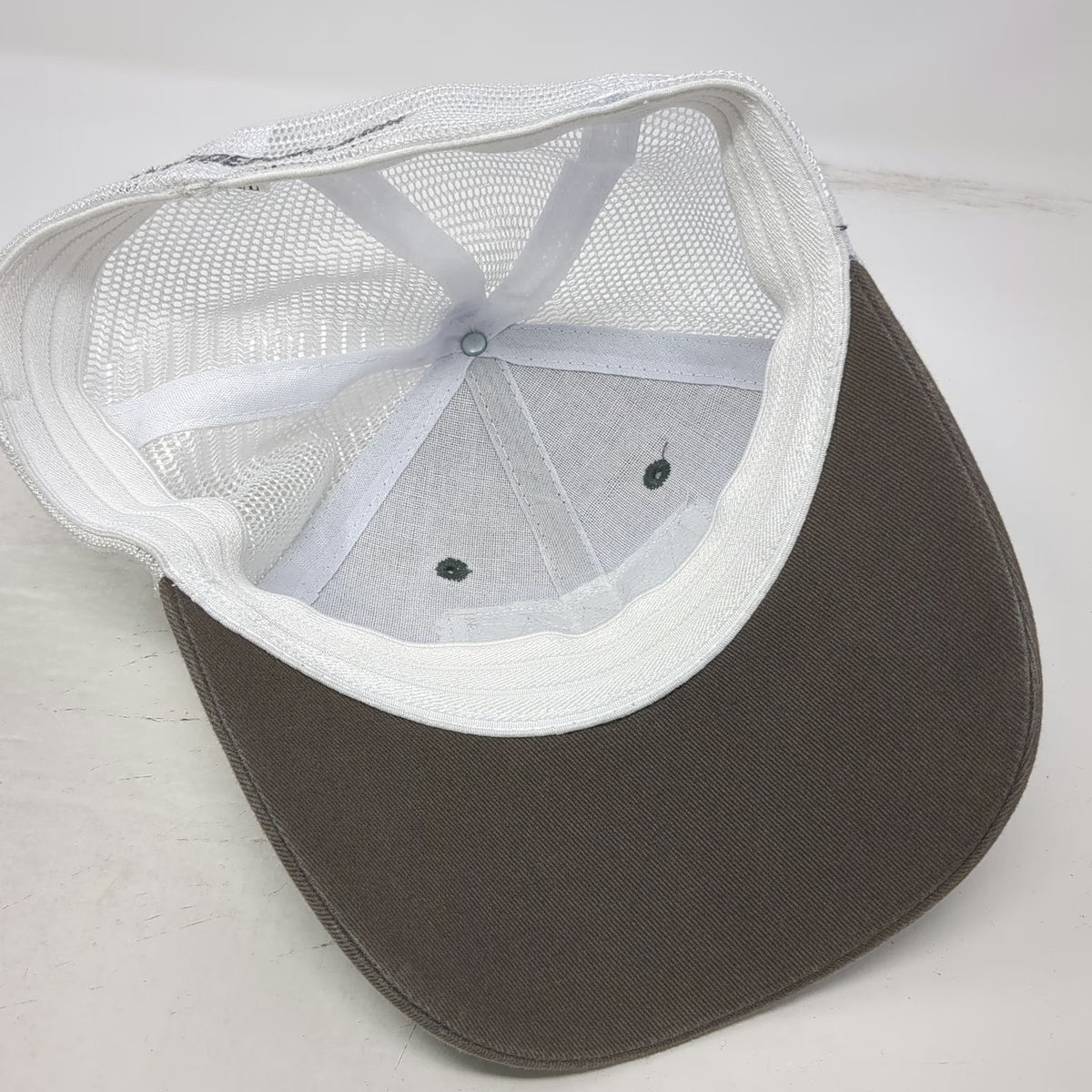 Valley Country Store Baseball Cap Gray L Mesh Fish American Flag Fitted Hat