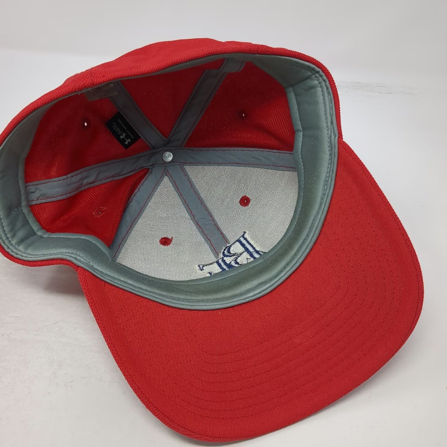 Under Armour Baseball Cap Red L BF Blue Logo Fitted Stretch Fit HeatGear Hat