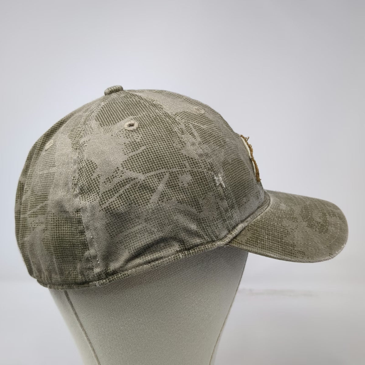 Reebok Los Angeles Chargers NFL Brown XL Camo Distressed Logo Baseball Cap Hat