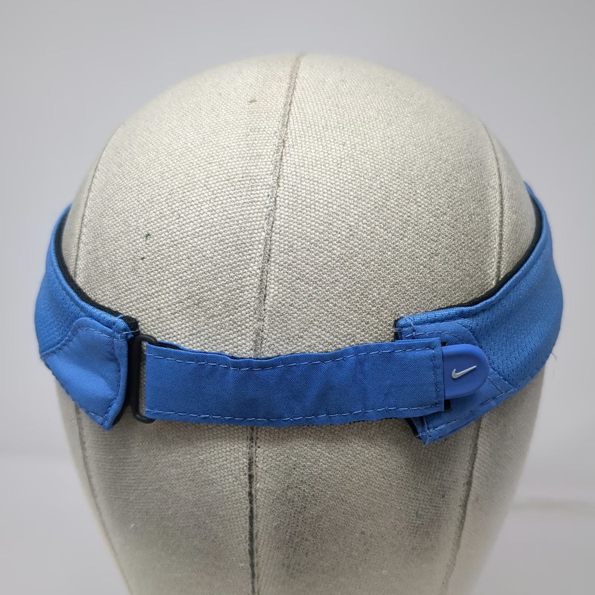 Nike Visor Blue One Size Featherlight Dri-FIT Embroidered Swoosh Strapback Hat