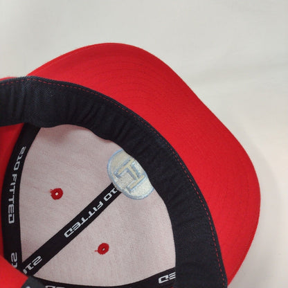 Vivint Solar 210 Fitted Hat Red Size 7 1/4-7 5/8 Embroidered 6 Panel Flexfit