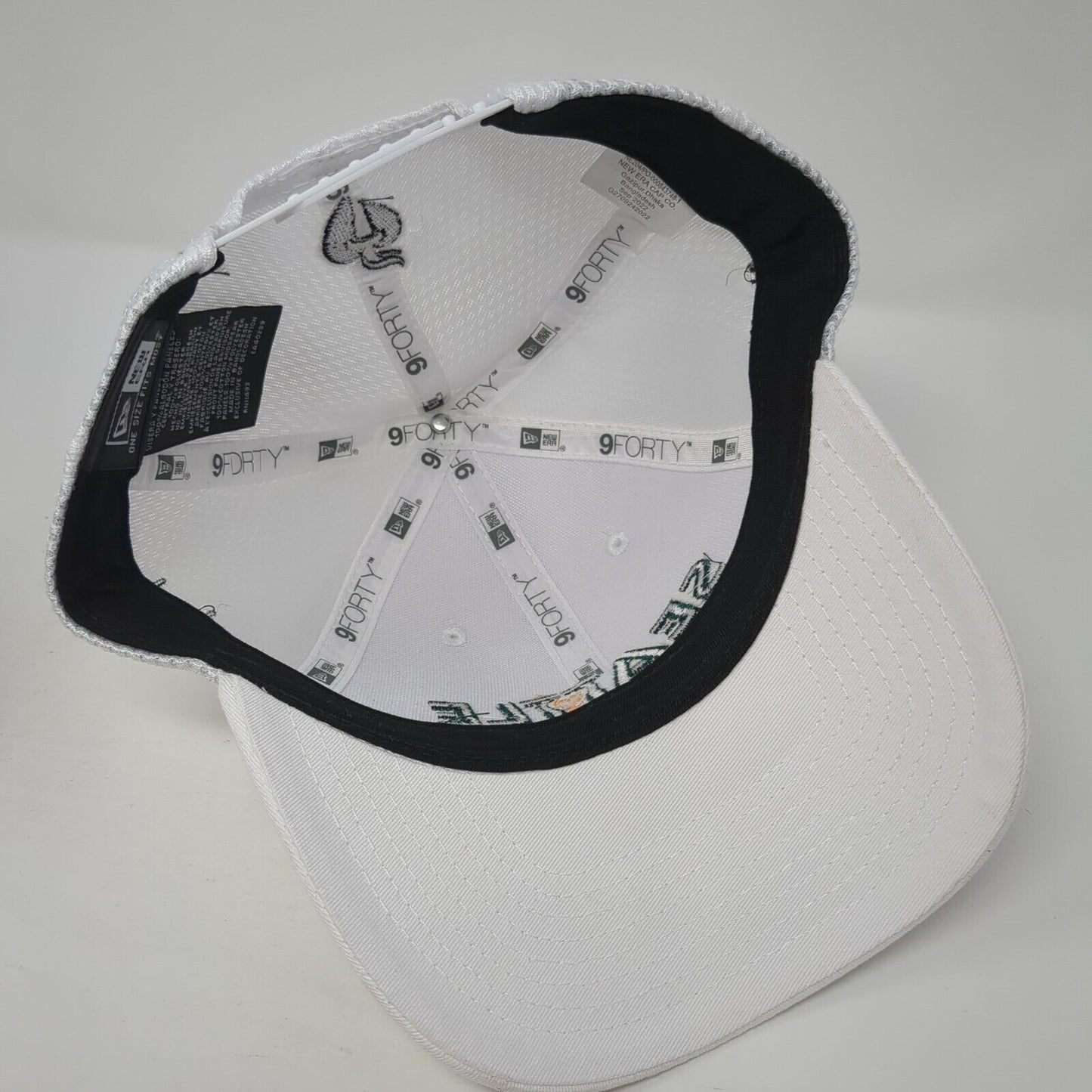 Seattle Snapback Hat White One Size Adjustable Mesh New Era 9Forty