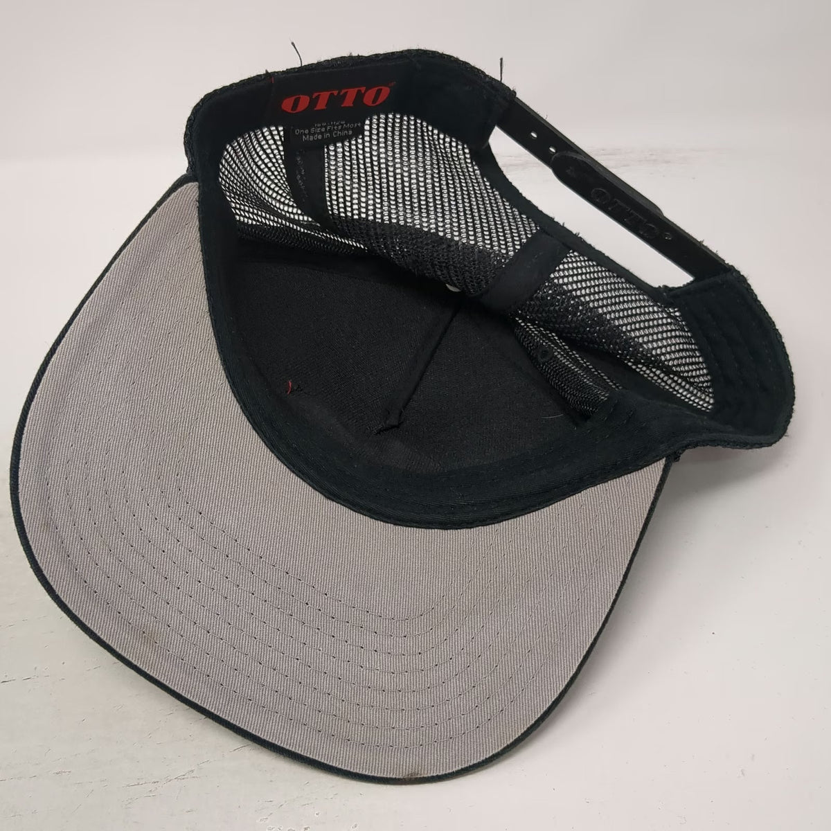 Otto Trucker Hat Black One Size Salmon River Brewery McCall Idaho Mesh Snapback