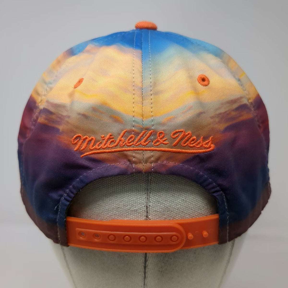 Mitchell & Ness Philadelphia Flyers NHL 5 Panel One Size Orange Blue Sunset Hat