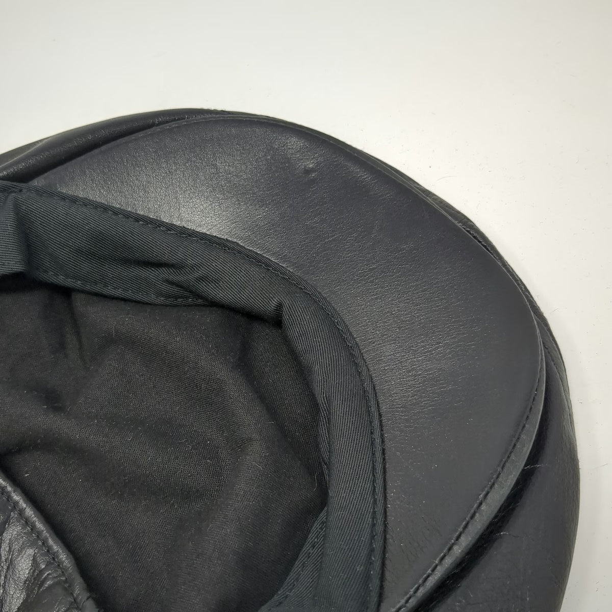 Harley-Davidson Newsboy Cap Black L Leather 100th Anniversary Metal Badge Hat