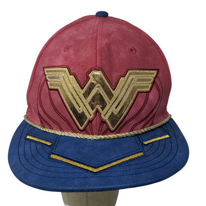 New Era Justice League Women's Fitted Hat Size 7 1/4 Red Embroidered Logo