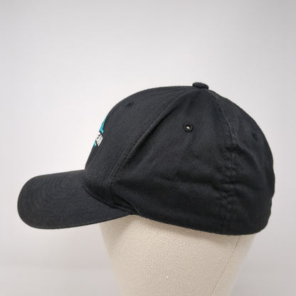 Safe+Dry Ultra Clean Fitted Hat Black S/M Flexfit Embroidered 6 Panel Yupoong