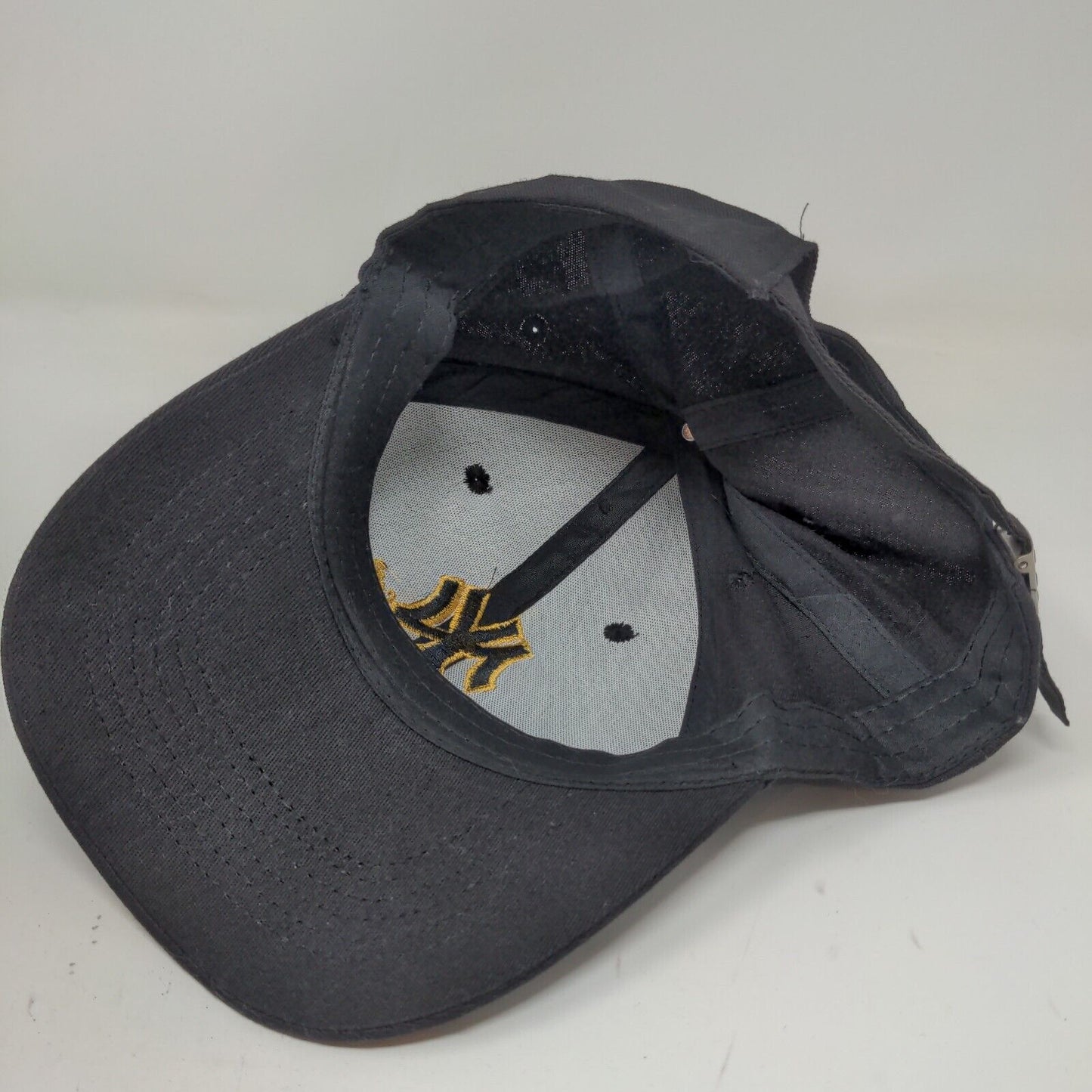 Unbranded Men's Slideback Hat Black Adjustable Embroidered New York Yankees Logo
