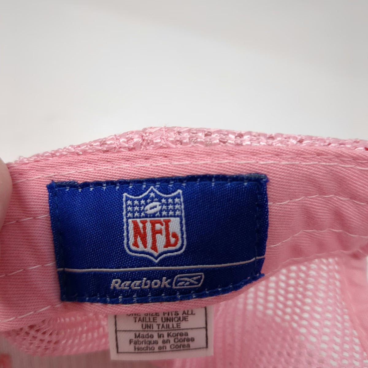 Reebok NFL Green Bay Packers Pink Trucker Hat One Size Argyle Mesh Snapback Cap