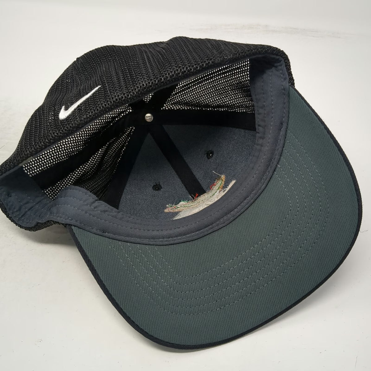 Nike Baseball Cap Black M The Coeur d'Alene Idaho Golf Mesh Flexfit Swoosh Hat